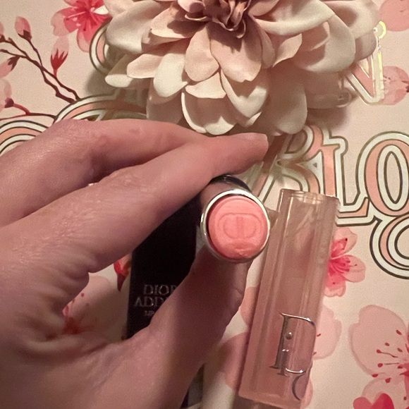 Dior Addict Lip Glow Hydrating Lip Balm 001 Pink - Picture 6 of 8